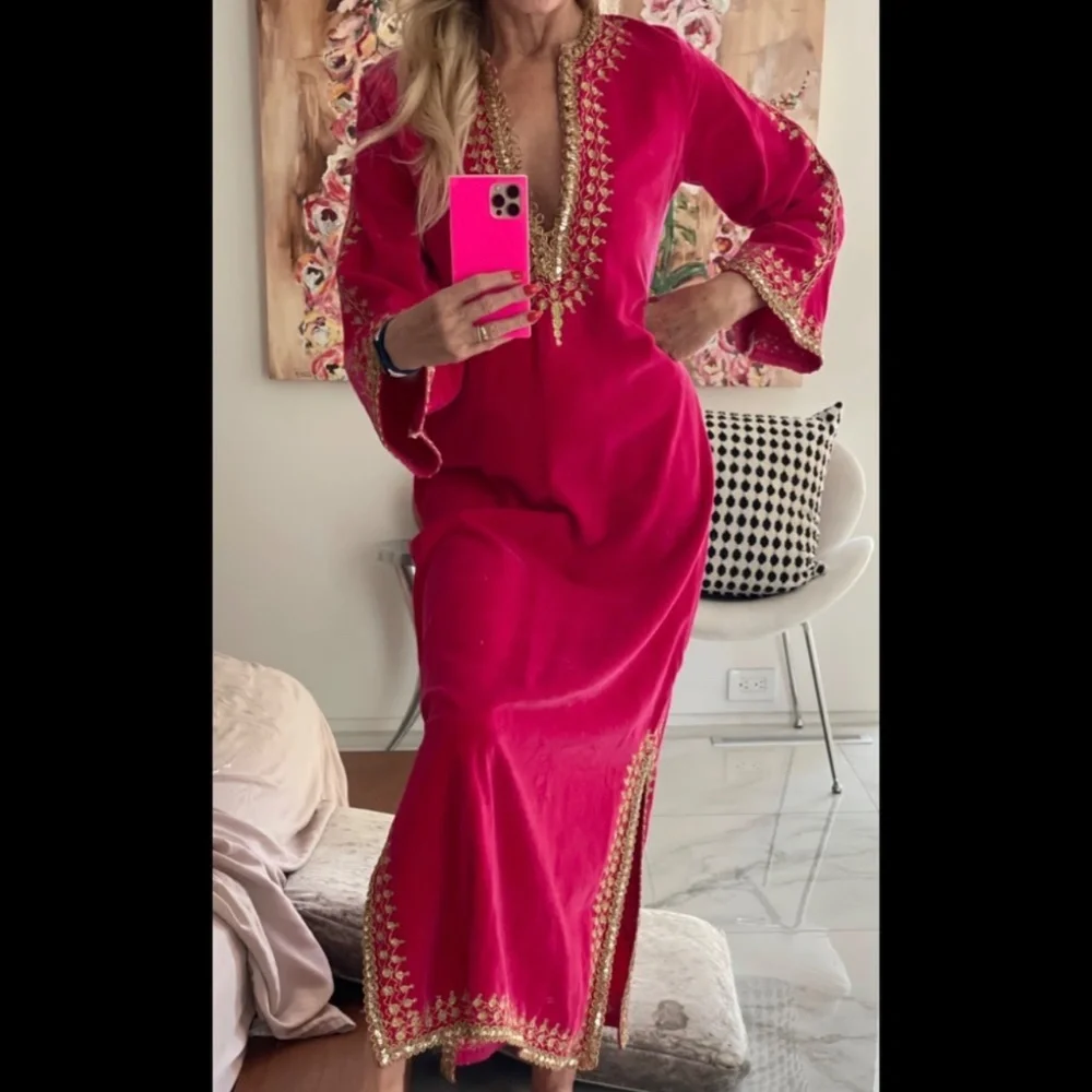 Vintage Moroccan Caftan / Kaftan from Africa Raspberry Pink Velvet S - Picture 7 of 7